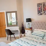 Stylish Comfort In The Heart Of Sheffield